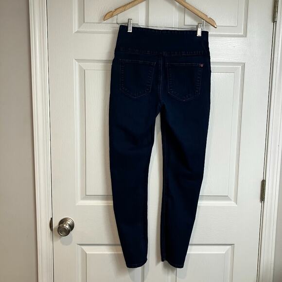 Spanx Signature Straight Dark Wash High Rise Ankle Blue Jean Side Zip Size M - Picture 2 of 10